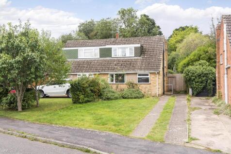 Logan Crescent, Market Harborough 3 bed semi