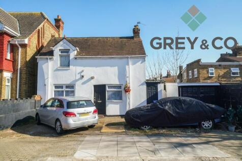 3 bedroom cottage for sale