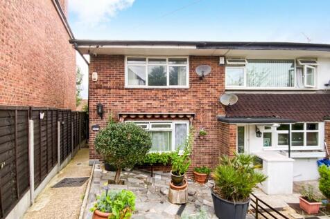 1 bedroom maisonette for sale
