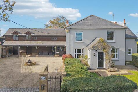 Chad Lane, Flamstead, Hertfordshire 5 bed detached house for sale