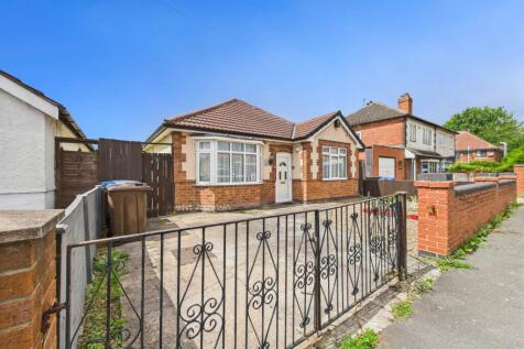 2 bedroom detached bungalow for sale
