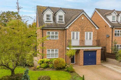 5 bedroom detached house for sale