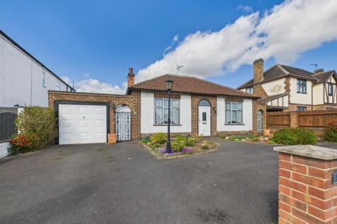 3 bedroom detached bungalow for sale