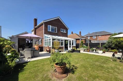 KELVIN GROVE, PORTCHESTER 3 bed detached house for sale