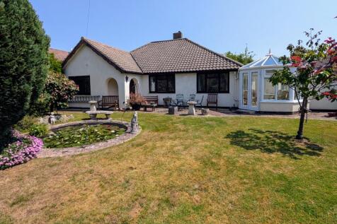 CATISFIELD ROAD, CATISFIELD, FAREHAM 3 bed detached bungalow for sale