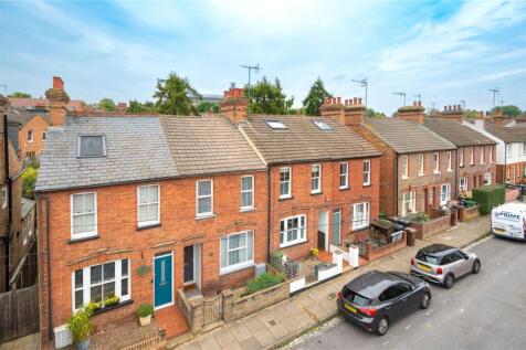 Ladysmith Road, St. Albans... 3 bed terraced house for sale