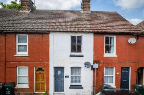West Street, Crawley, RH11 2 bed terraced house for sale