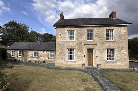 14 East Mount, Malton YO17 4 bed detached house for sale