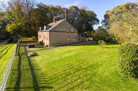 Easthorpe YO17 3 bed cottage for sale