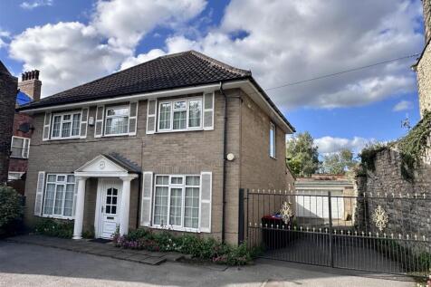 Old Maltongate, Malton YO17 3 bed detached house for sale