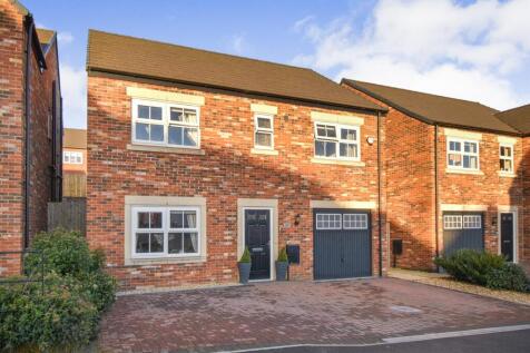 Crocus Avenue, Penrith 5 bed house for sale
