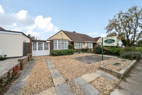 Aylesbury Road, Bedford 3 bed bungalow for sale
