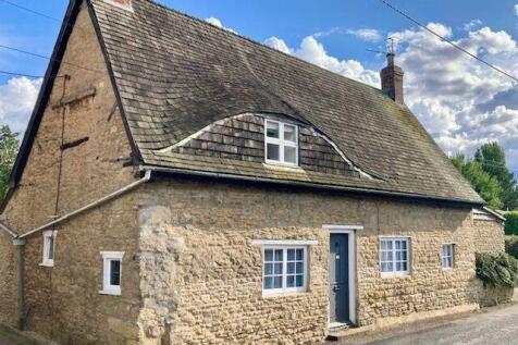 CLIFTON ROAD, NEWTON BLOSSOMVILLE 2 bed cottage for sale