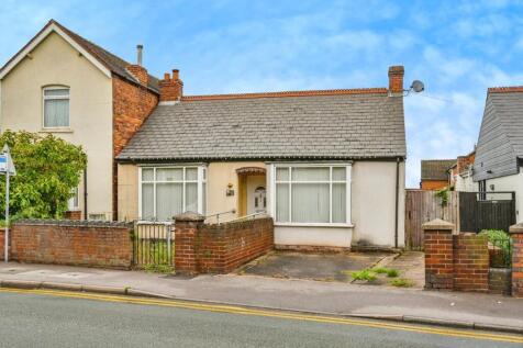 Amington Road, Bole Hall, Tamworth 3 bed detached bungalow for sale