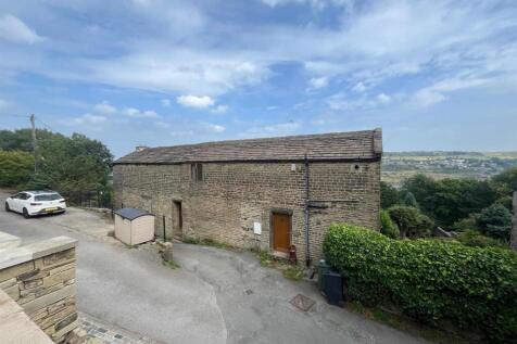 Upper Wellhouse Road, Huddersfield HD7 3 bed house for sale