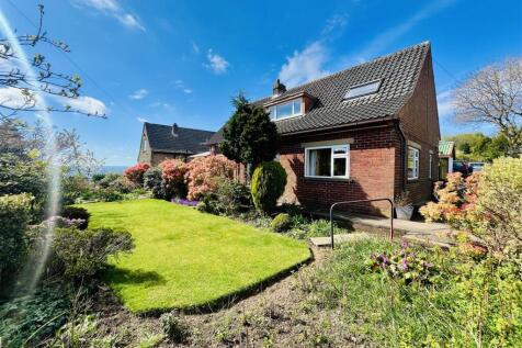 Fixby Park Drive, Huddersfield HD2 4 bed detached house for sale