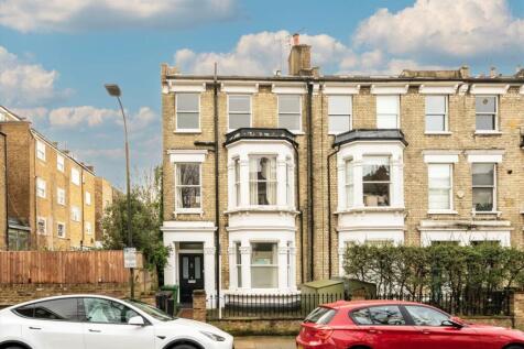 Beauclerc Road, London W6 4 bed end of terrace house for sale