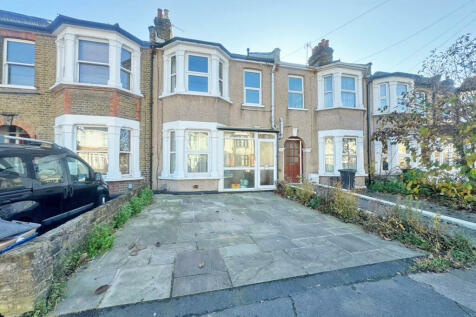 4 bedroom terraced house for sale