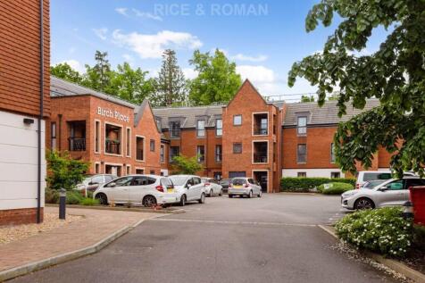 Dukes Ride, Crowthorne RG45 2 bed retirement property for sale