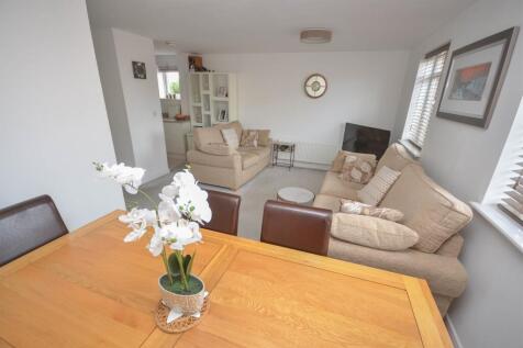 Redwood Avenue, South Shields 2 bed apartment for sale
