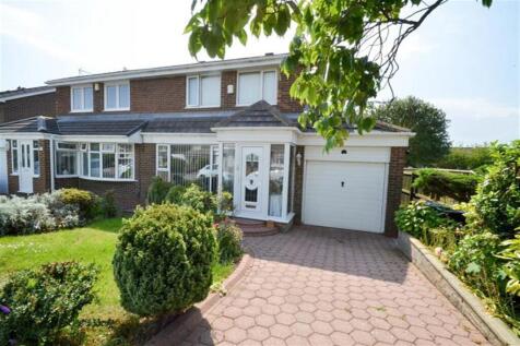 3 bedroom semi-detached house for sale