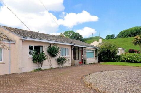 4 bedroom detached bungalow for sale