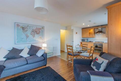 Ffordd James Mcghan, Cardiff CF11 2 bed apartment for sale