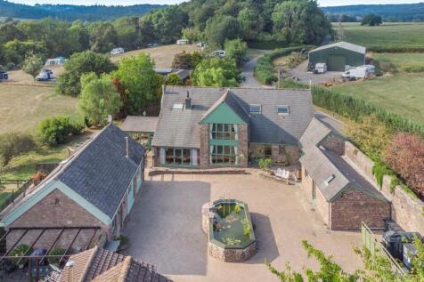 Lydney 5 bed detached house for sale