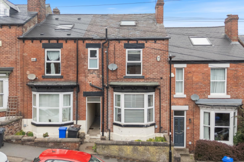 4 bedroom terraced house for sale
