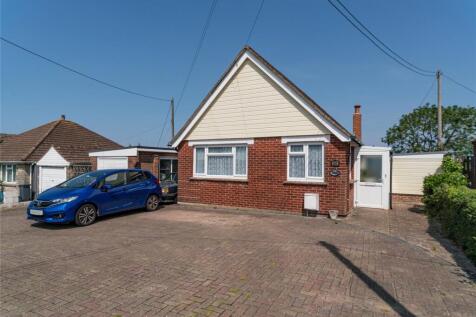 Pallance Road, Northwood, Isle of Wight 3 bed bungalow for sale