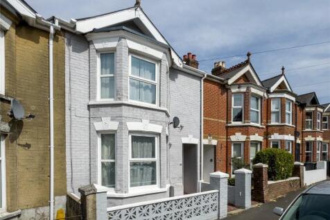 Bellevue Road, Cowes, Isle of Wight 3 bed terraced house for sale