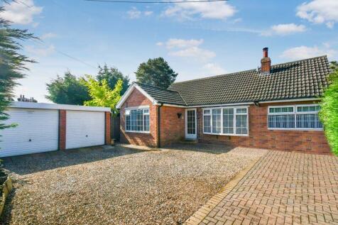 3 bedroom detached bungalow for sale