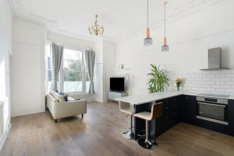 1 bedroom flat for sale