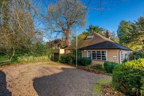 2 bedroom detached house for sale