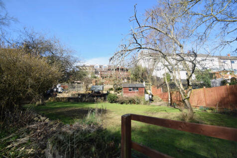 3 bedroom cottage for sale