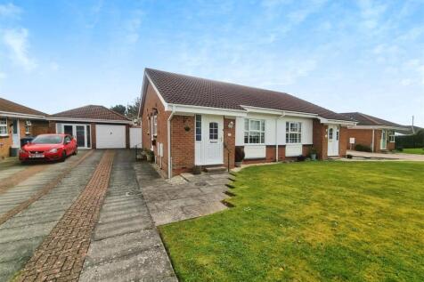 2 bedroom semi-detached bungalow for sale
