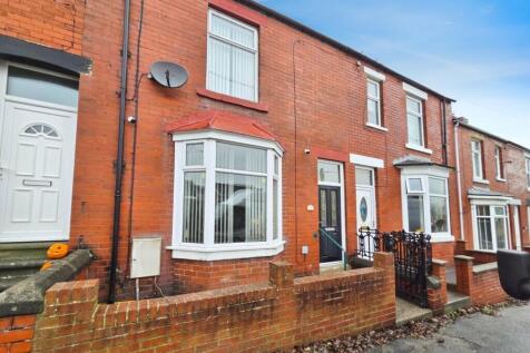 Tennyson Terrace, Crook 2 bed terraced house for sale
