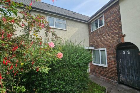 3 bedroom terraced house for sale