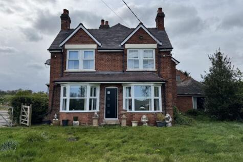 Grange Farm, Ashflats Lane, Stafford... 7 bed farm house for sale
