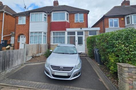 112 Aldershaw Road, Yardley... 3 bed semi