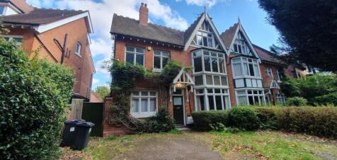 6 bedroom semi-detached house for sale