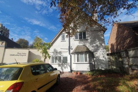159 Lichfield Road, Four Oaks, Sutton... 3 bed detached house for sale