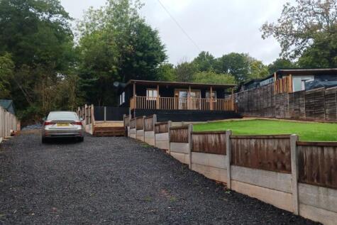 Top Field, 26 Severnside, Highley... 3 bed chalet for sale