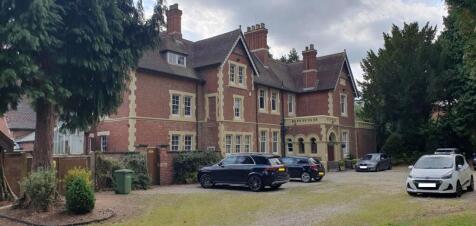 8 bedroom detached house for sale