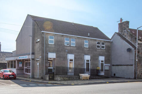 3 bedroom flat for sale