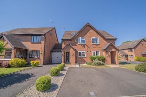 Hazeltree Grove, Dorridge, B93 3 bed semi