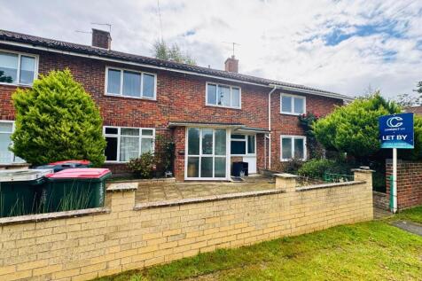 5 bedroom terraced house for sale