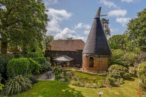Hobbs Lane, Beckley, Rye, East... 5 bed detached house for sale