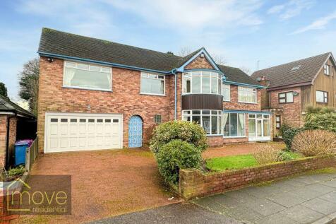 5 bedroom detached house for sale