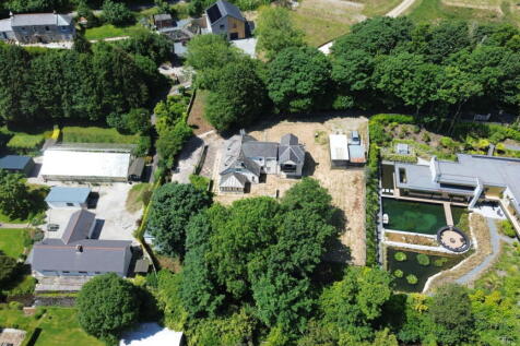 Carnbargus, Perranporth, TR6 0JF 4 bed detached house for sale